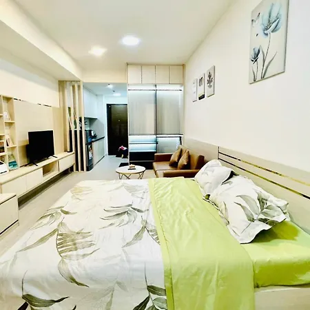 Soho Apartments - City Central, 10Mins To Benthanh Market, Buivien Street Ho Chi Minh City Exterior photo