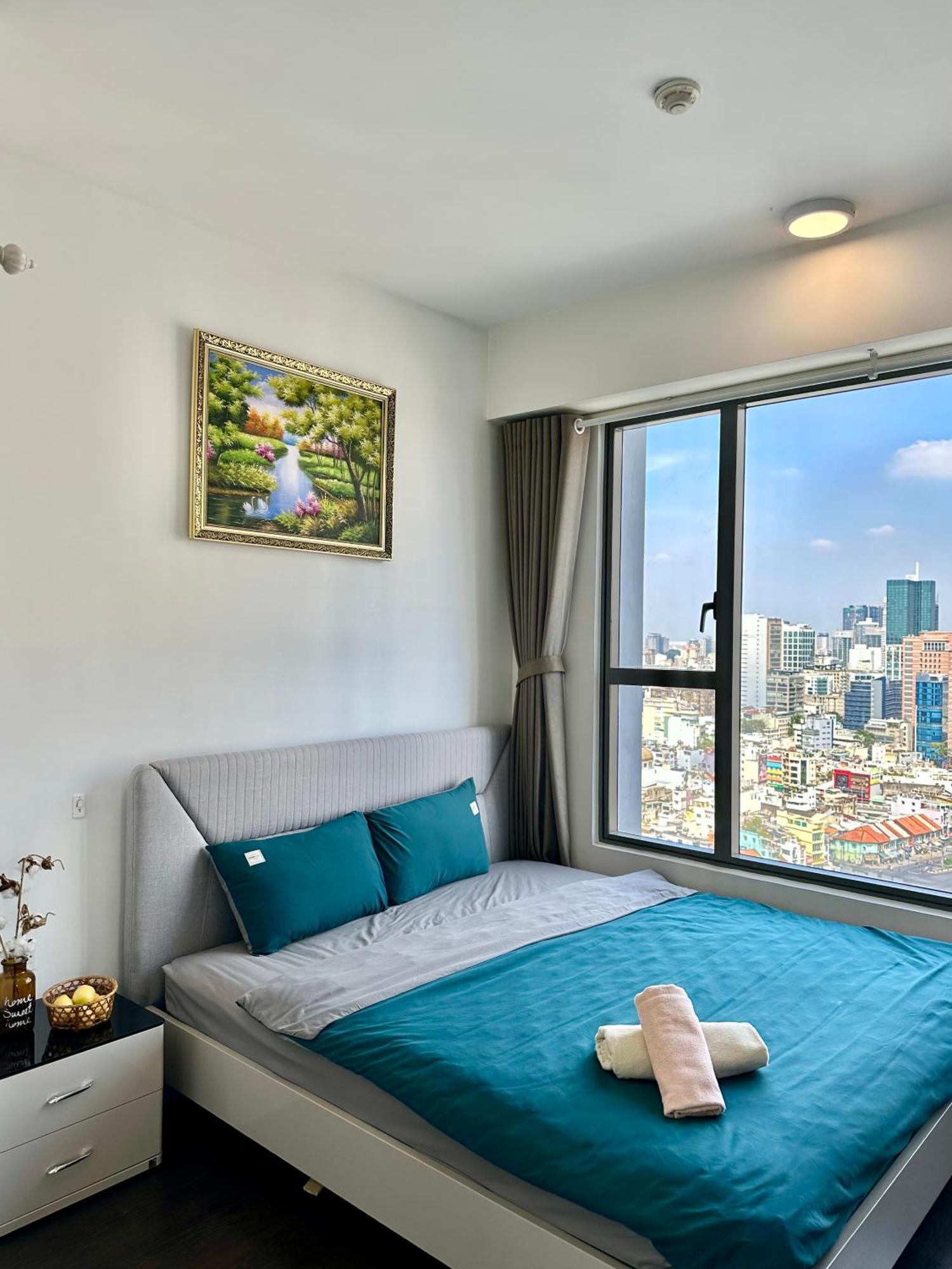 Soho - Central, 10mins To Benthanh Market, Buivien Street Ho Chi Minh City