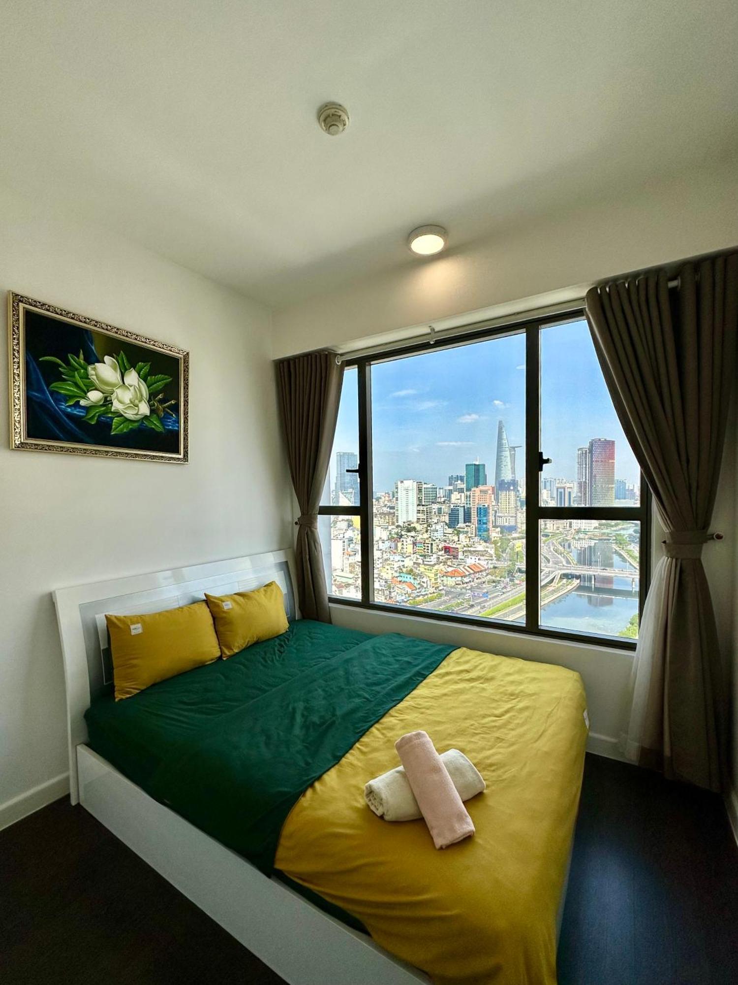 Soho - Central, 10mins To Benthanh Market, Buivien Street Apartment Ho Chi Minh City