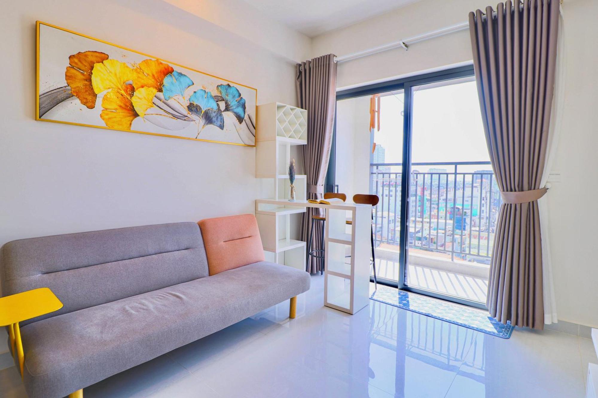 Soho - Central, 10mins To Benthanh Market, Buivien Street * Ho Chi Minh City