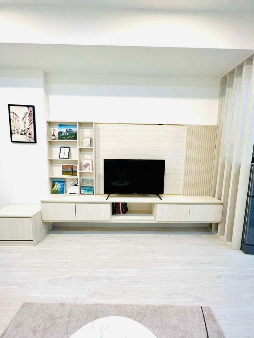 Soho - Central, 10mins To Benthanh Market, Buivien Street Ho Chi Minh City